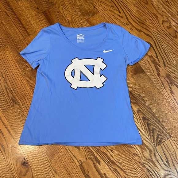 Women’s North Carolina Tarheels UNC Nike T-Shirt. Size Large. - Picture 3 of 8